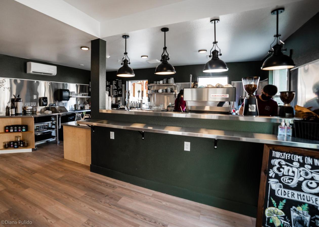 Loge Leavenworth - Downtown Hotel Bagian luar foto